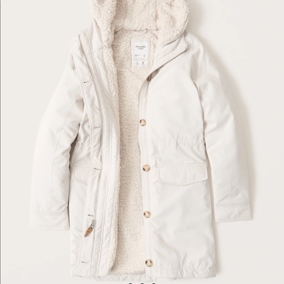 Abercrombie & Fitch Jackets & Blazers - NWT Abercrombie sherpa coat